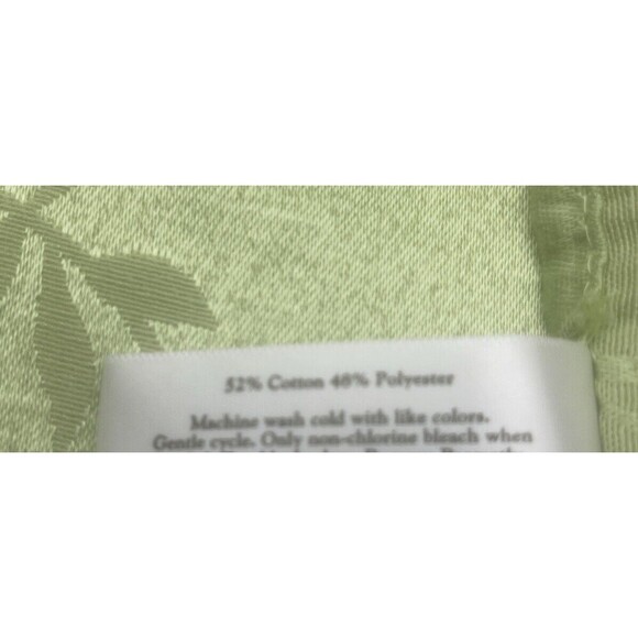 Blossoms & Blooms Square GREEN Floral Cloth 17” Napkins Set Of 6 - Picture 4 of 6